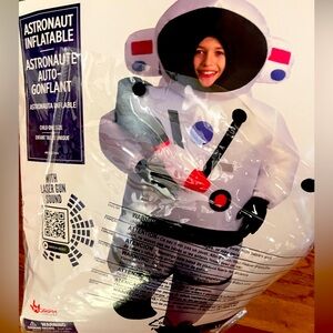 Astronaut inflatable costume kids 6t wore at age 9/10